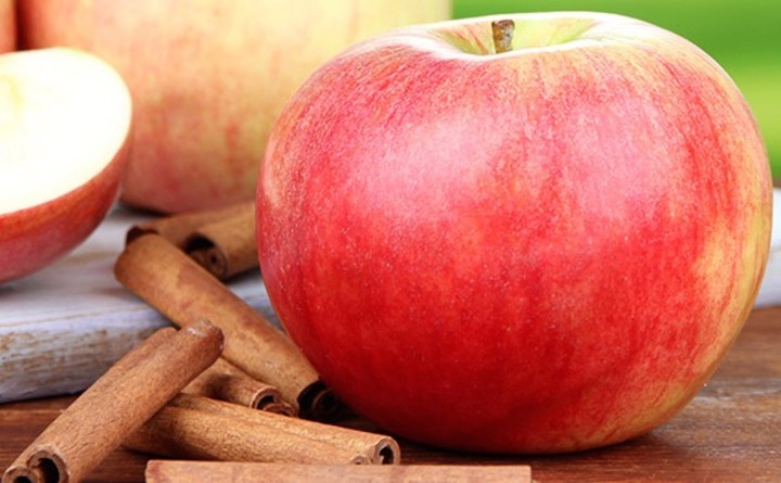 Cinnamon-Apple Treats